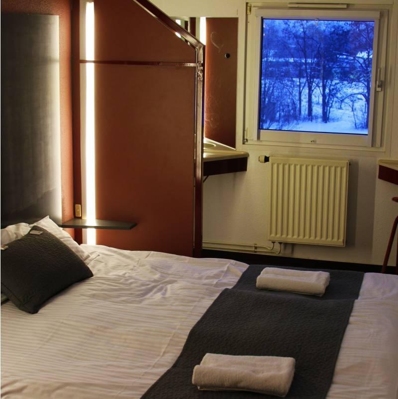 Drive Inn Hotel Törökbálint Buitenkant foto